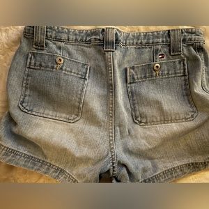 Tommy Hilfinger shorts size 12